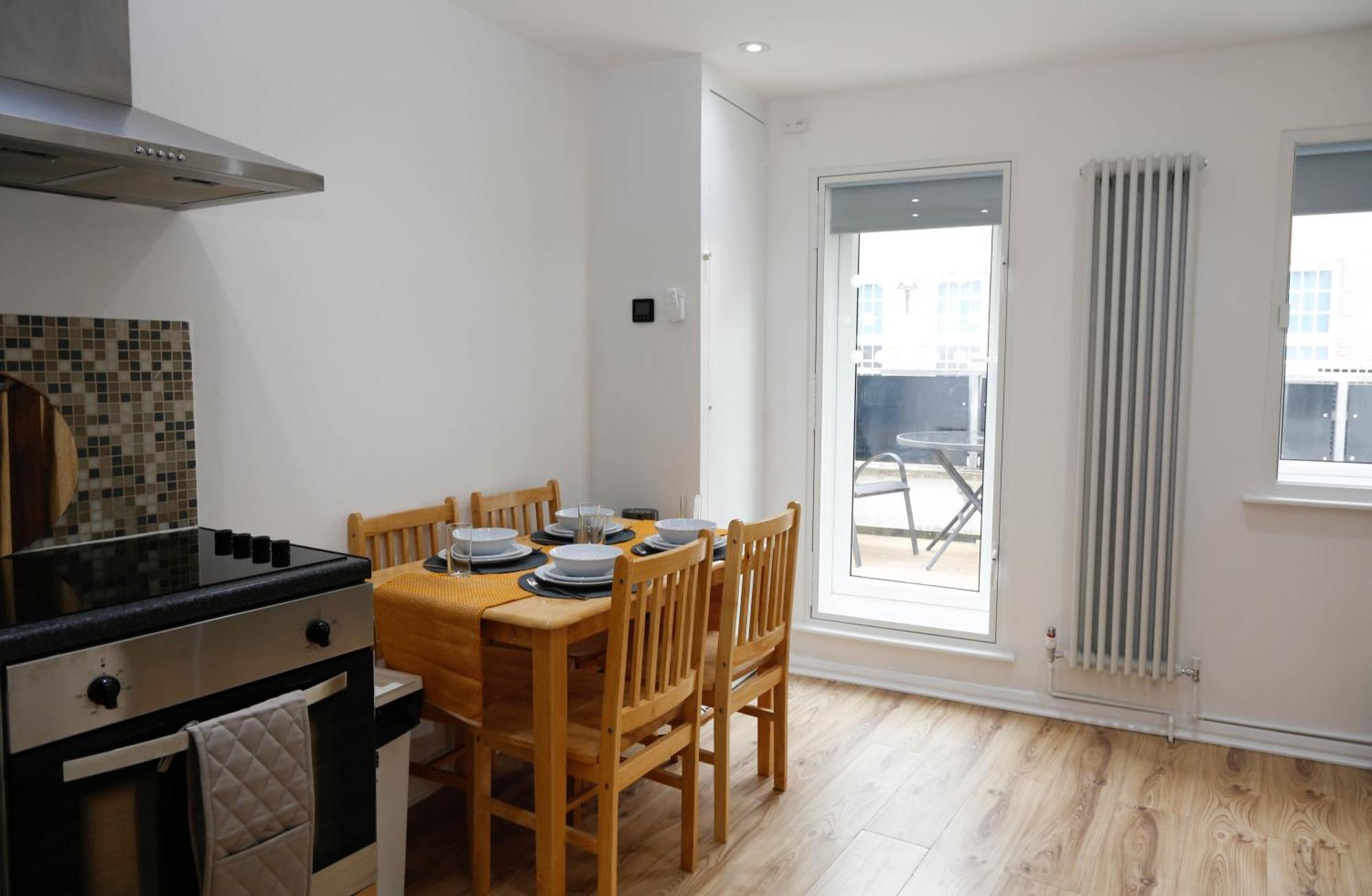 New Luxury Apartments In Central London Next To Shops, Cafes, Bars & Metro المظهر الخارجي الصورة