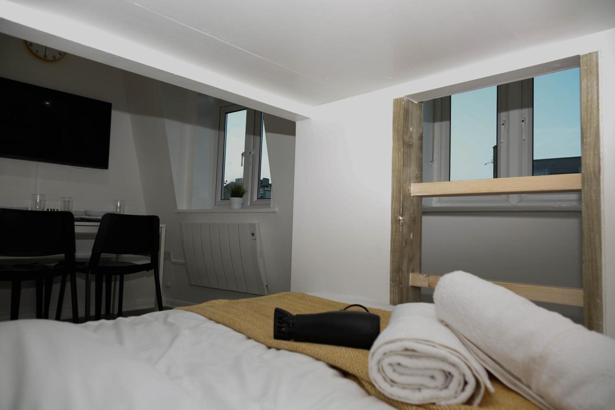 New Luxury Apartments In Central London Next To Shops, Cafes, Bars & Metro المظهر الخارجي الصورة