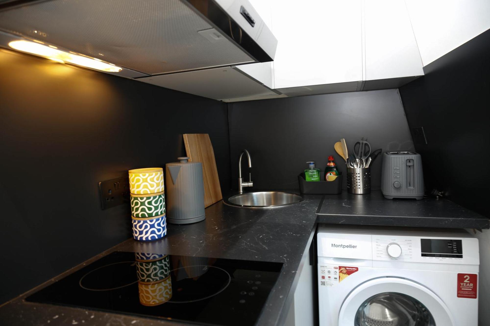 New Luxury Apartments In Central London Next To Shops, Cafes, Bars & Metro المظهر الخارجي الصورة