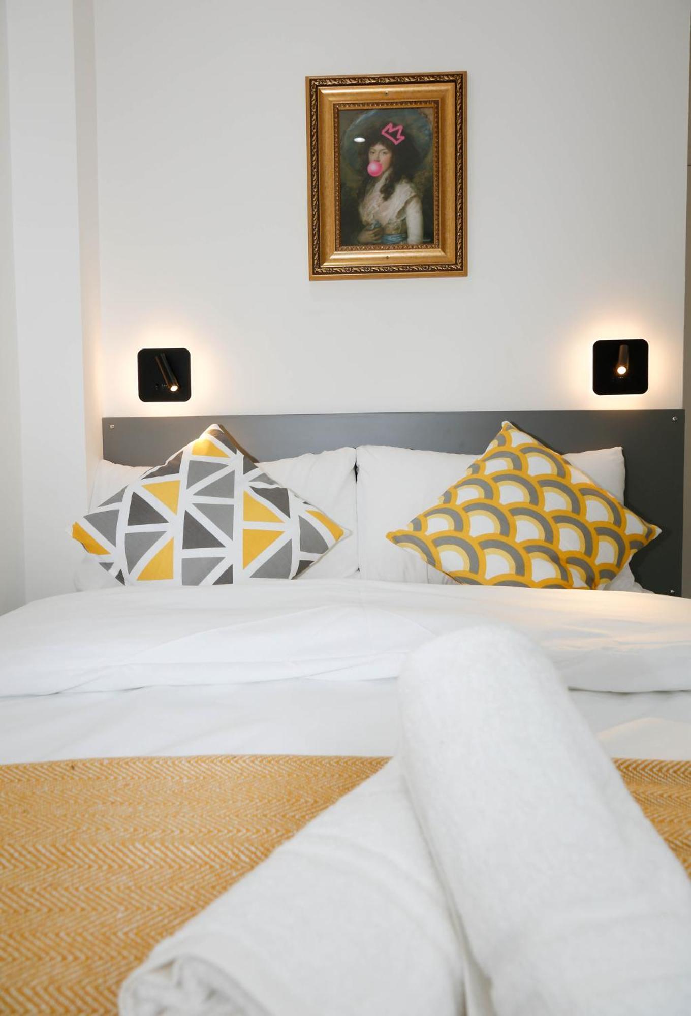 New Luxury Apartments In Central London Next To Shops, Cafes, Bars & Metro المظهر الخارجي الصورة