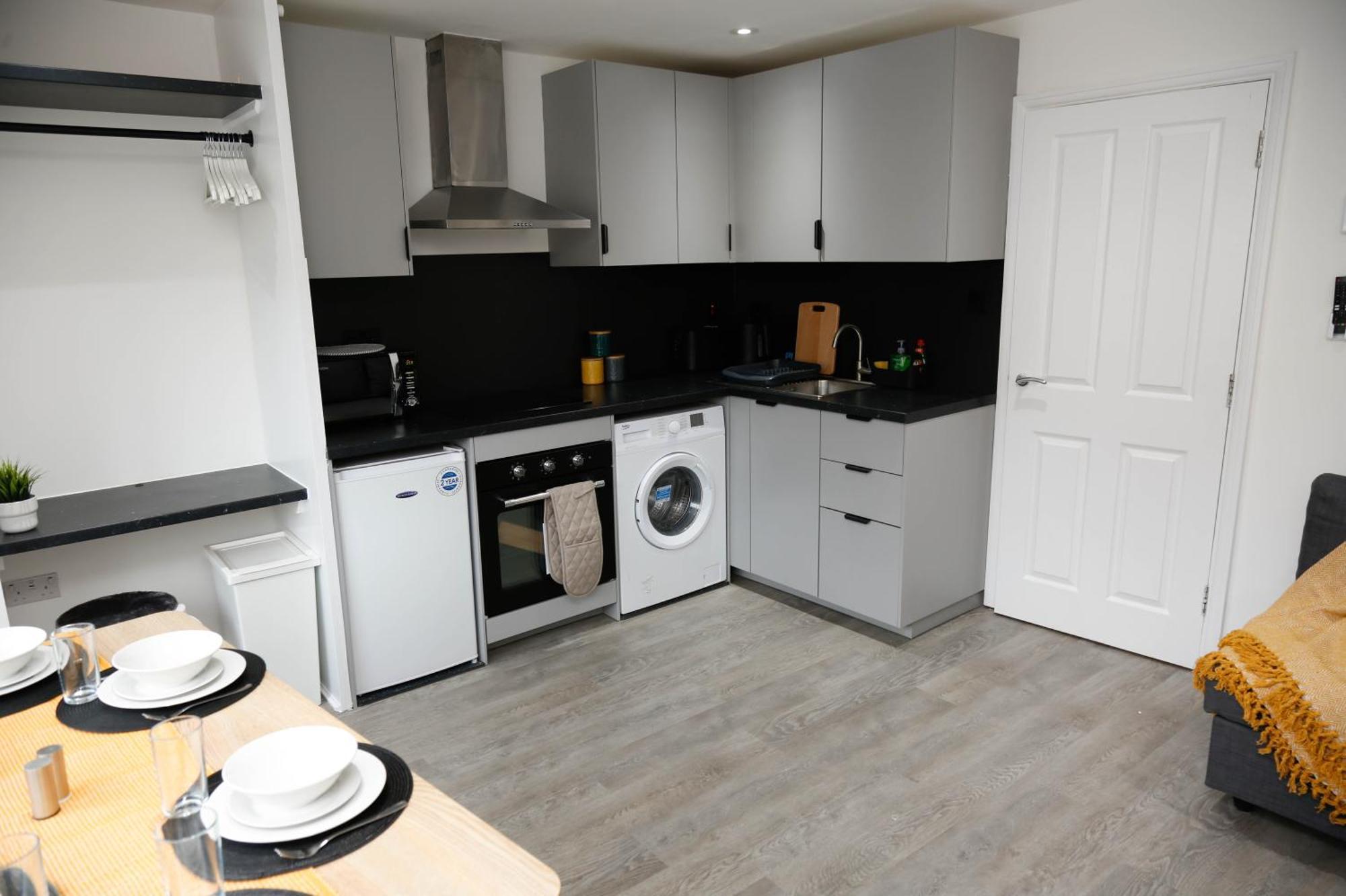 New Luxury Apartments In Central London Next To Shops, Cafes, Bars & Metro المظهر الخارجي الصورة